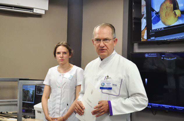 Головний спеціаліст обласної центрі ім. Мечникова Сергій Риженко вітає з Днем міста